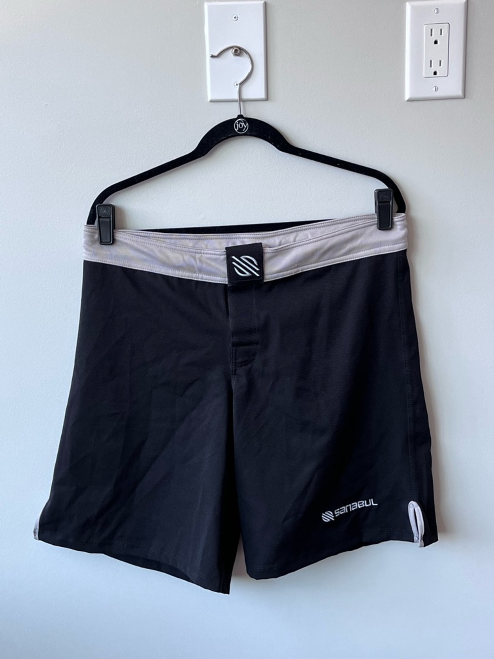 Sanabul Men’s 34 Black Gray Drawstring Jiu Jitsu Boxing Combat MMA Shorts 9”